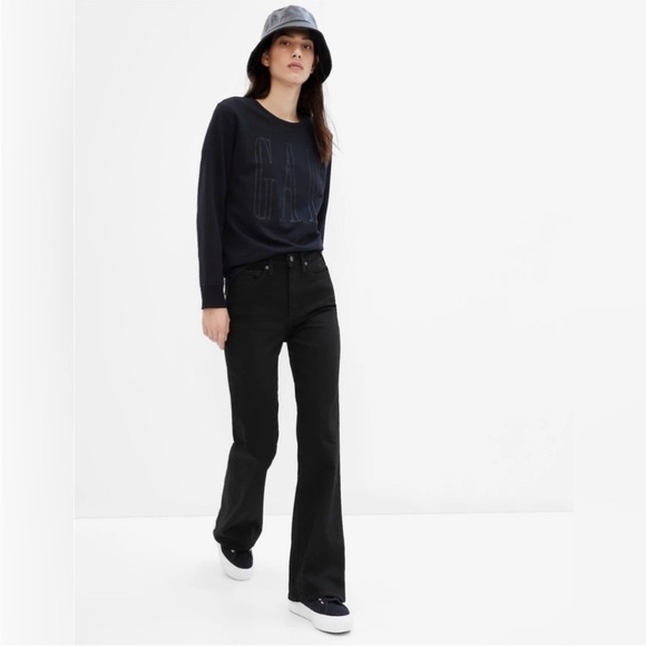 NWT! GAP Black Wash High Rise '70s Flare Jeans with Washwell - Multiple Sizes🩵